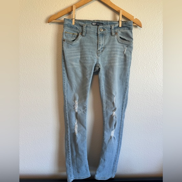 Levi's Blue Skinny Distressed Jeans - Picture 1 of 5